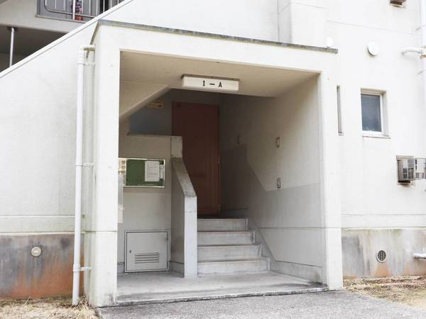 【エントランス】 | ビレッジハウス備前片上2号棟 | 建物の内部です
