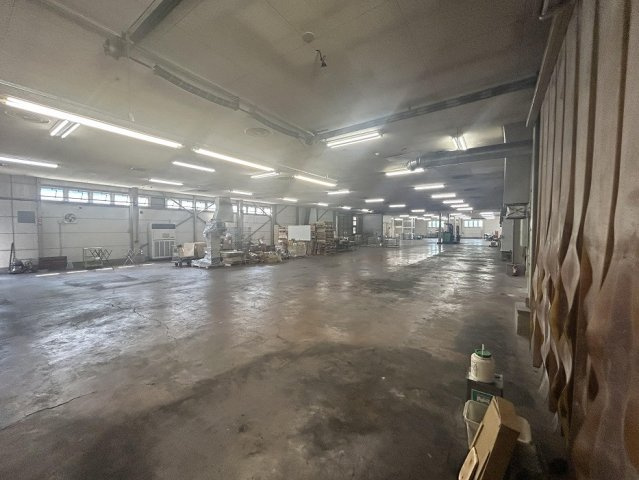 瀬戸内市長船町　貸工場の内装|1F