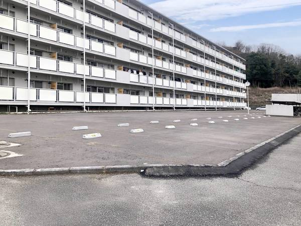 【駐車場】 | ビレッジハウス備前片上2号棟 | 駐車場があります