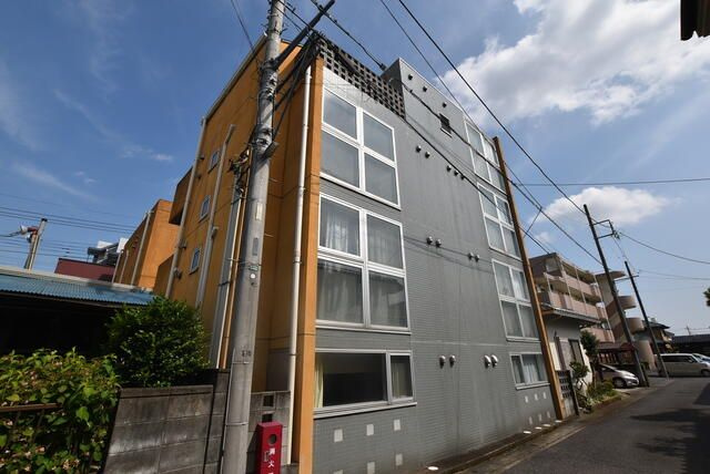 アトリエビルの外観