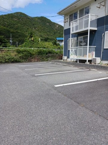 【駐車場】 | グリーンファミール | 駐車場です