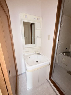 【洗面所】