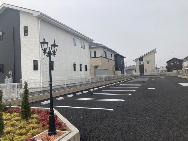 ミライズホーム多門寺　ＷＥＳＴの駐車場