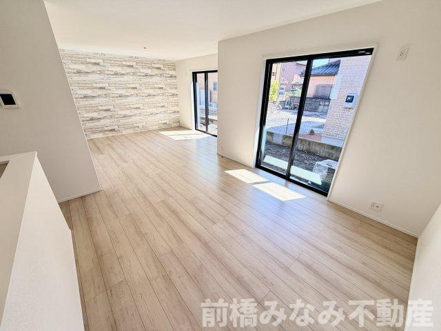 【新築平屋】前橋市朝倉町２丁目　限定１棟　ハートフルタウン　新築建売の居間・リビング|リビングです