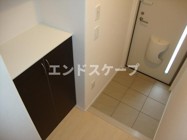 ルミナスの玄関|玄関
高崎、前橋のお部屋探しはエンドスケープまで！お客様の理想お聞かせ下さい♪