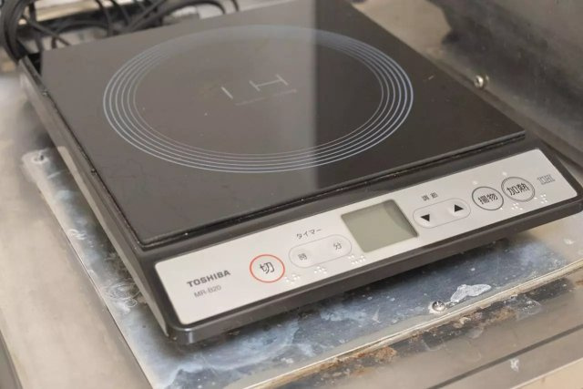 AP1106 レオパレス朝霞台第2 102のキッチン|





