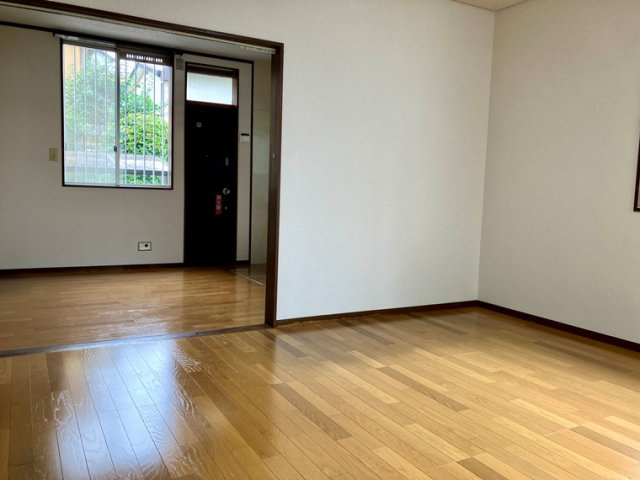 宮戸戸建の居間・リビング