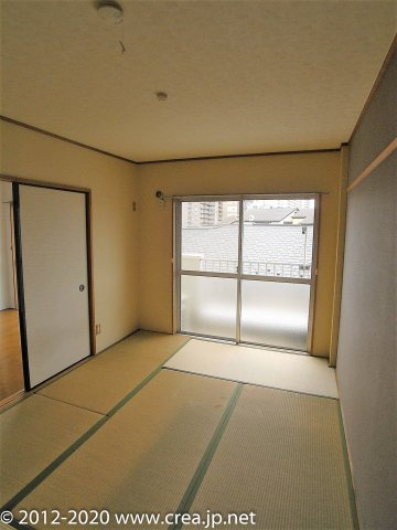 メゾンローリエの和室