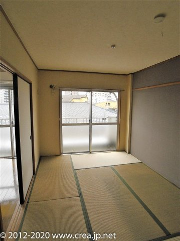 メゾンローリエの和室