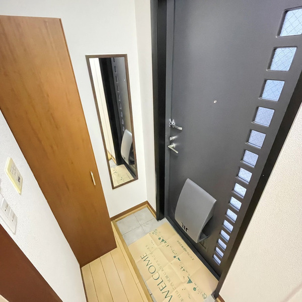 グランカーサ希望が丘の玄関