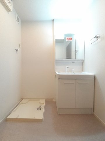 サンフォレストハルレイの洗面所|忙しい朝には欠かせない洗面所です