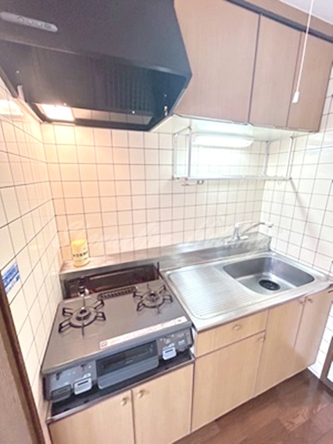藤沢市川名１丁目の賃貸マンションのキッチン|広々調理スペース♪