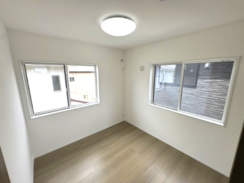 新築建売　清和４丁目２号の洋室|スタンダードな洋室です