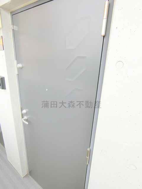 Live Flat(ライブフラット蓮沼の玄関