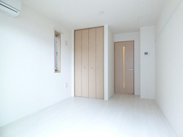 横浜市西区伊勢町３丁目の賃貸マンションの寝室|落ち着いた雰囲気の洋室♪