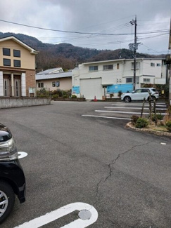 【駐車場】 | エバーグリーン　Ａ