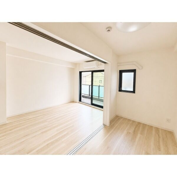 MAISON PREMIER UMEDA NORTH　豊崎東小学区の寝室