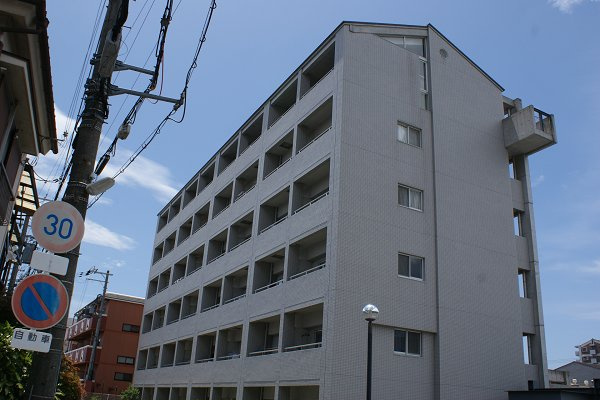 ドミトリオ仁王田の画像