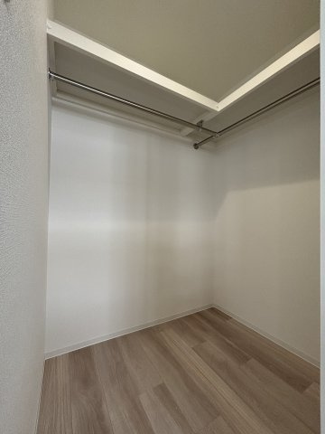 【収納】セレニテ新大阪ミラク壱番館