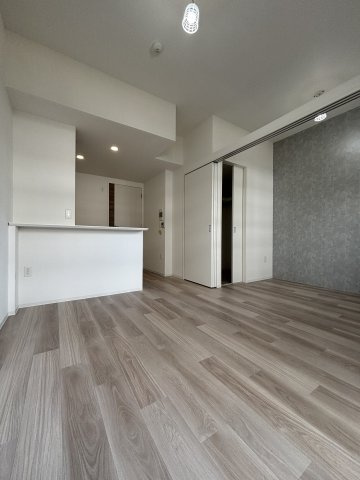 【居間・リビング】セレニテ新大阪ミラク壱番館