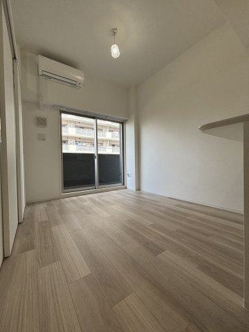 【居間・リビング】セレニテ新大阪ミラク壱番館