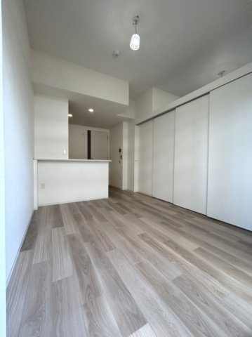 【居間・リビング】セレニテ新大阪ミラク壱番館