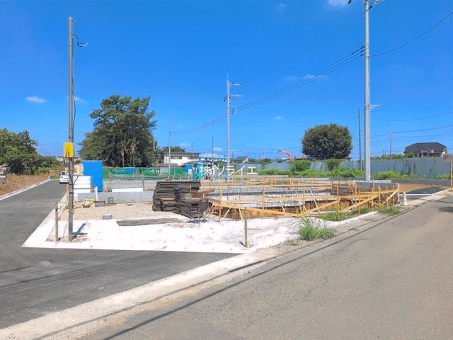 所沢市中富　全13棟　新築戸建　リーブルガーデン