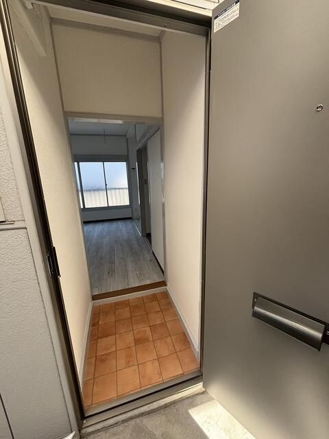 黒岩荘の玄関