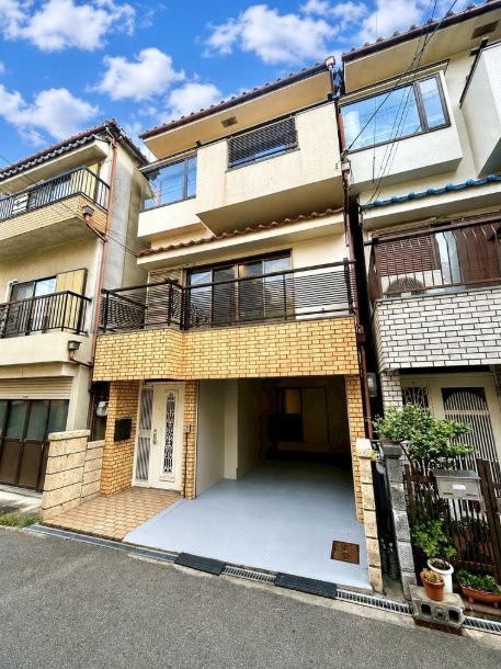 衣摺4丁目　中古戸建の外観