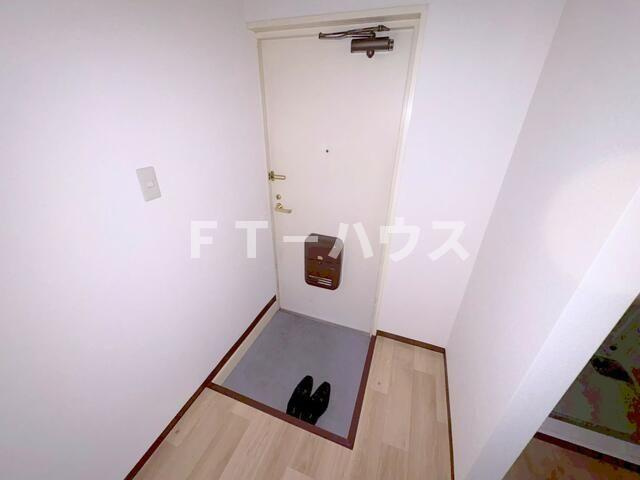第三吉ビルの玄関