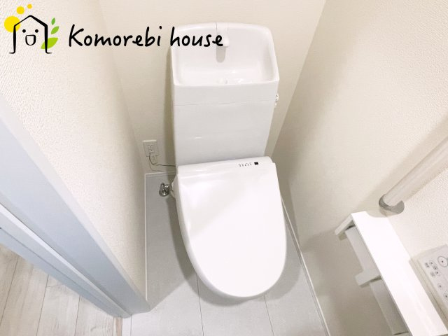 上尾市東今泉６番　新築一戸建て　ハートフルタウン　Aのトイレ|ゆったりとした空間のトイレです