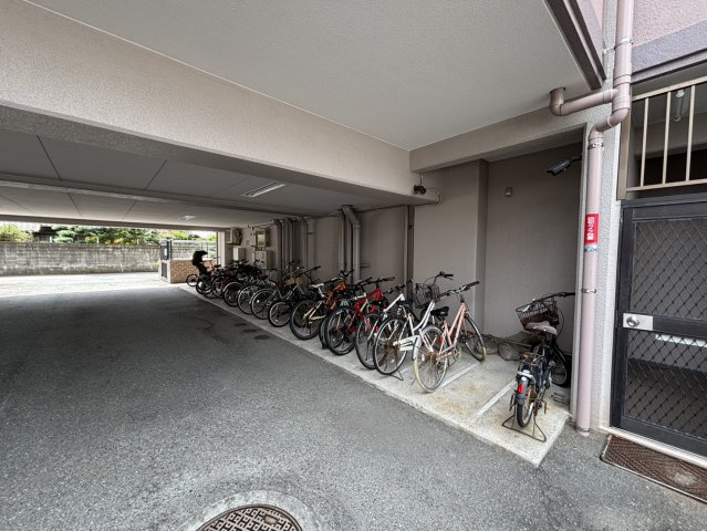 【駐車場】 | エクレールイースト西新