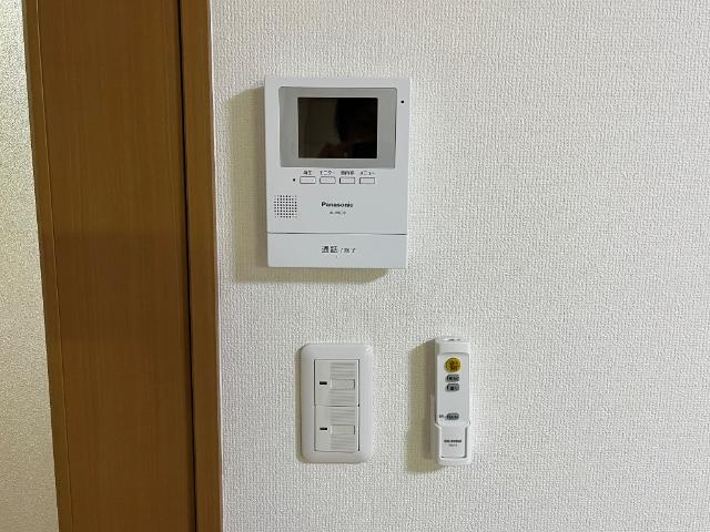 スマイルＡの内装|カメラ付インターホン
