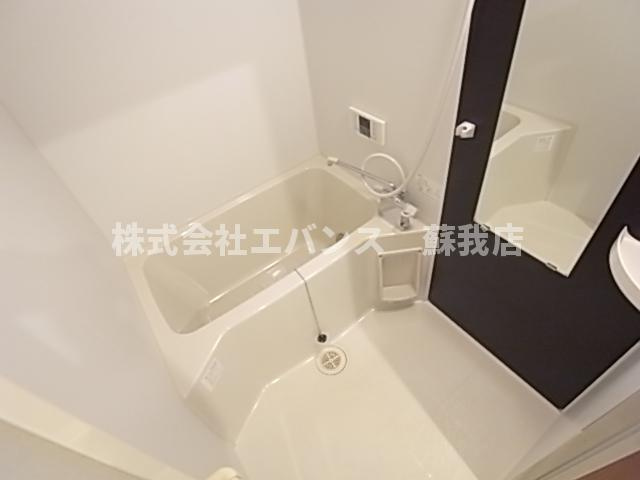 【浴室】 | AQUE11 | 落ち着いた空間のお風呂です