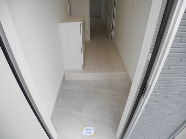 Amity CROSSの玄関|※別号室のお写真です※