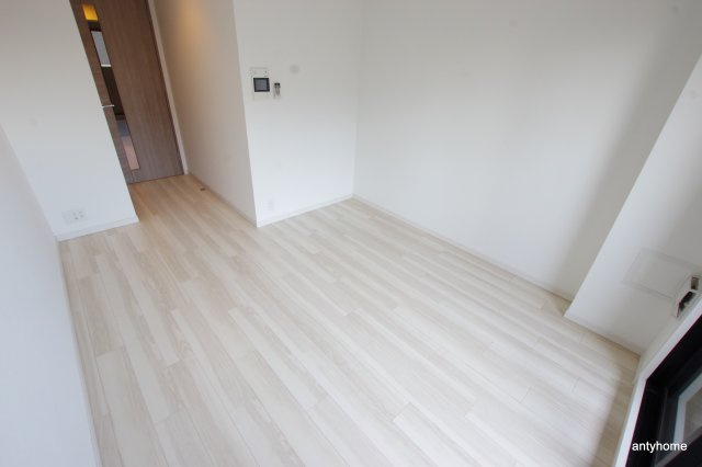 M-RESIDENCE新大阪Garden　仲介手数料無料の居間・リビング