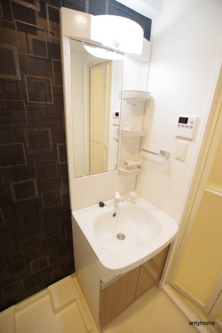 M-RESIDENCE新大阪Garden　仲介手数料無料の洗面所