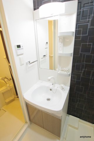 M-RESIDENCE新大阪Garden　仲介手数料無料の洗面所