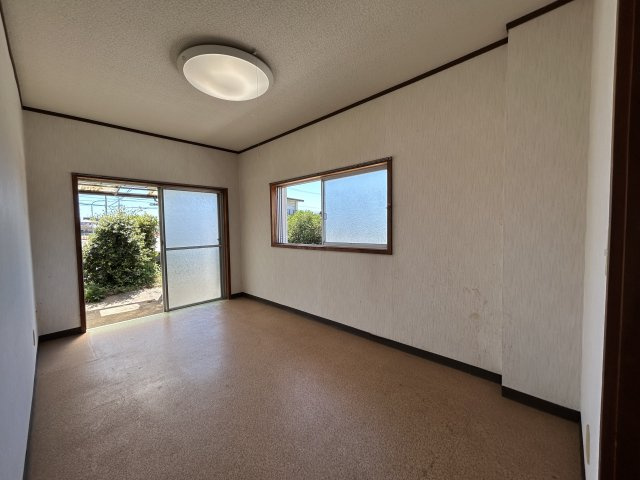 阿南市羽ノ浦町中庄段上　中古戸建の洋室