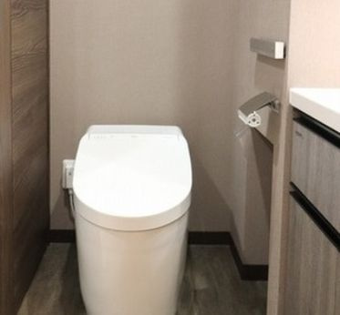 BPRレジデンス亀戸のトイレ|落ち着いた色調のトイレです