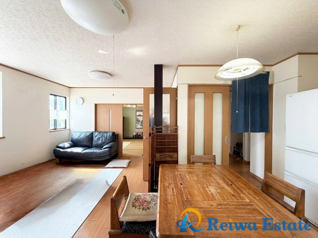 中古戸建　茅ヶ崎市下寺尾の居間・リビング