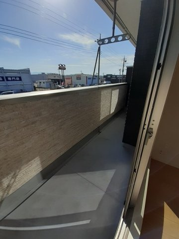 プラシード・Ｍのバルコニー|陽当たり良好なバルコニーです