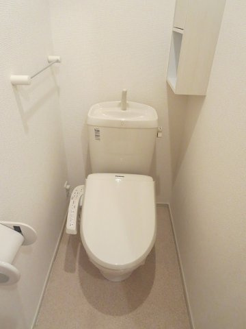 ブリーゼ大門のトイレ|清潔感のあるトイレです