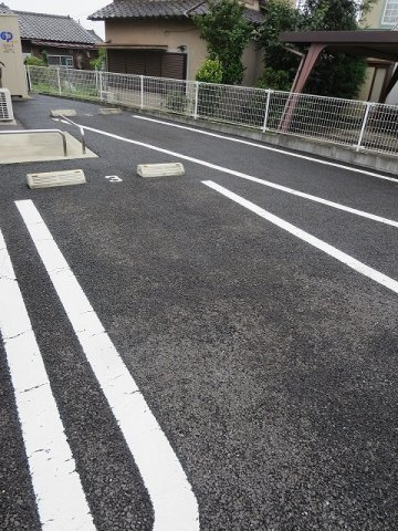 ブリーゼ大門の駐車場|駐車場完備です