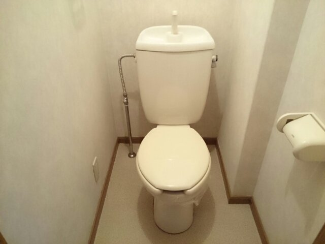 サンライズ　Ⅰのトイレ|コンパクトで使いやすいトイレです