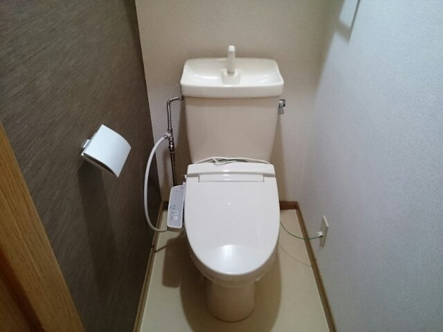 エミール　Ⅰのトイレ|コンパクトで使いやすいトイレです