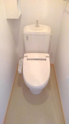 ハント・ポントⅡのトイレ|ゆったりとした空間のトイレです