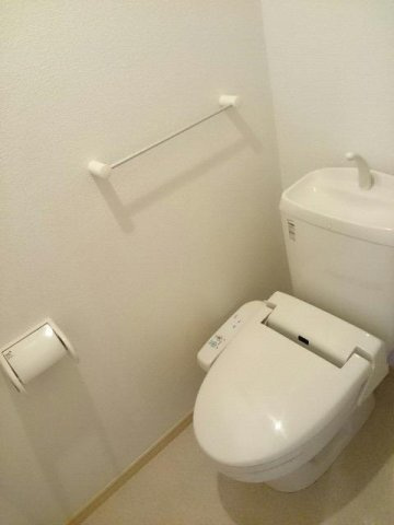サングレイスのトイレ|落ち着いたトイレです