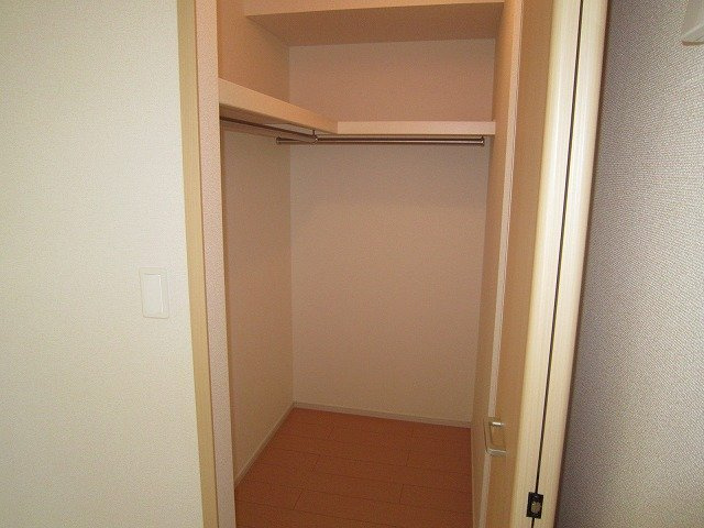 サンヴィレッジＥの収納|専用の収納スペースです