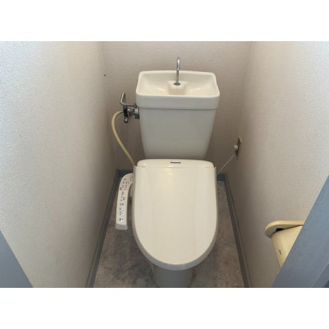 下佐野第2コーポのトイレ|清潔感のあるトイレです